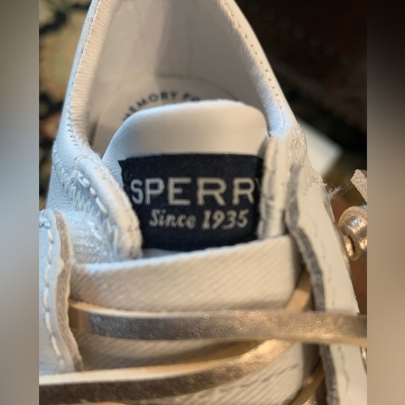 Sperry Leather Topsiders/BRAND NEW! - Picture 2 of 10